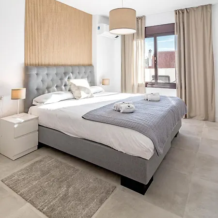Apartment La Maestranza 17 *